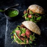 Prego portugais au piri-piri vert