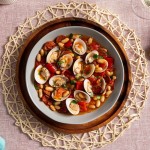 Ragoût de palourdes, chorizo ​​et haricots blancs