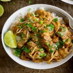 Curry thaï de porc et de cacahuètes