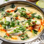 Bouillon de poisson à la thaïlandaise avec légumes verts