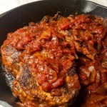 Chuletas de Cerdo a la Criolla (Côtelettes de porc à la sauce créole)